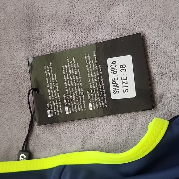 Candies Women's Boyleg One Piece Swim Suit Size Small (38) - NWT - Picture 3 of 9